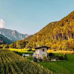 https://bondo-mountain-lodge-riserva-naturale-valle-di-bondo.it-lombardy.com