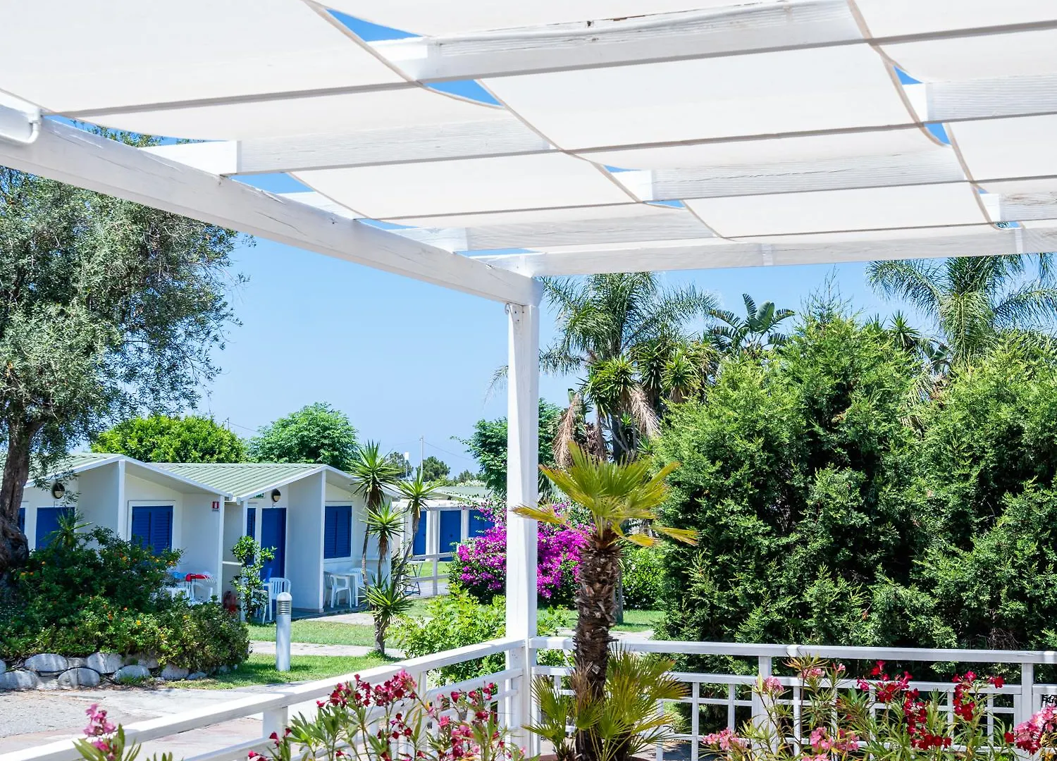 Le Dune Beach Club Messina 4*,