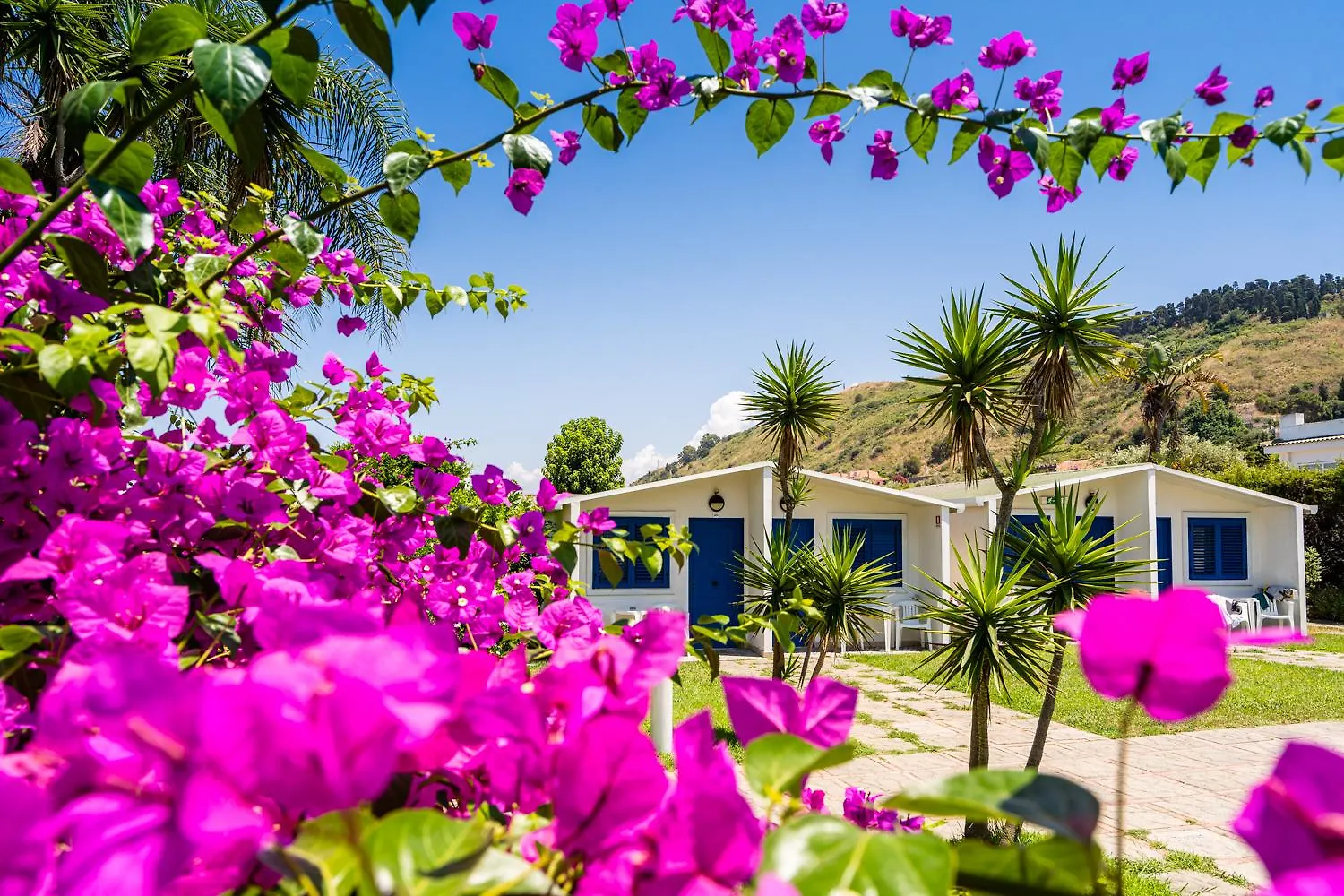 Le Dune Beach Club Mesyna 4*,