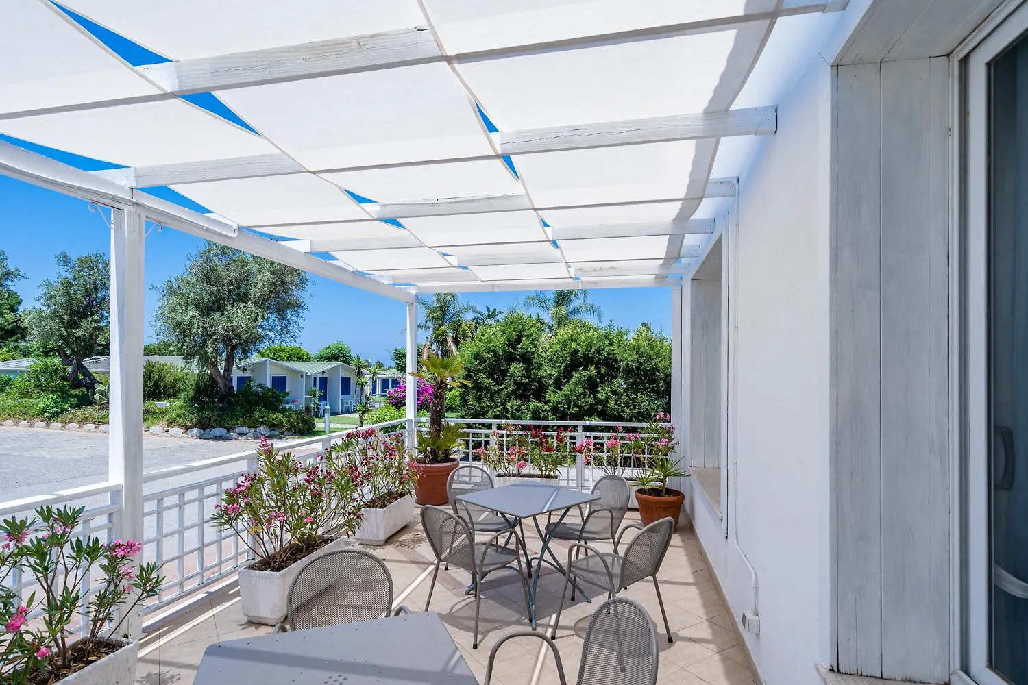 Le Dune Beach Club Mesyna Hotel